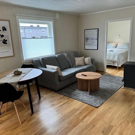 Walo Apartments Tromsdalen - Close To Cable Car And Arctic Cathedral, 10 Min By Bus To City Centre, Free Parking トロムソ エクステリア 写真