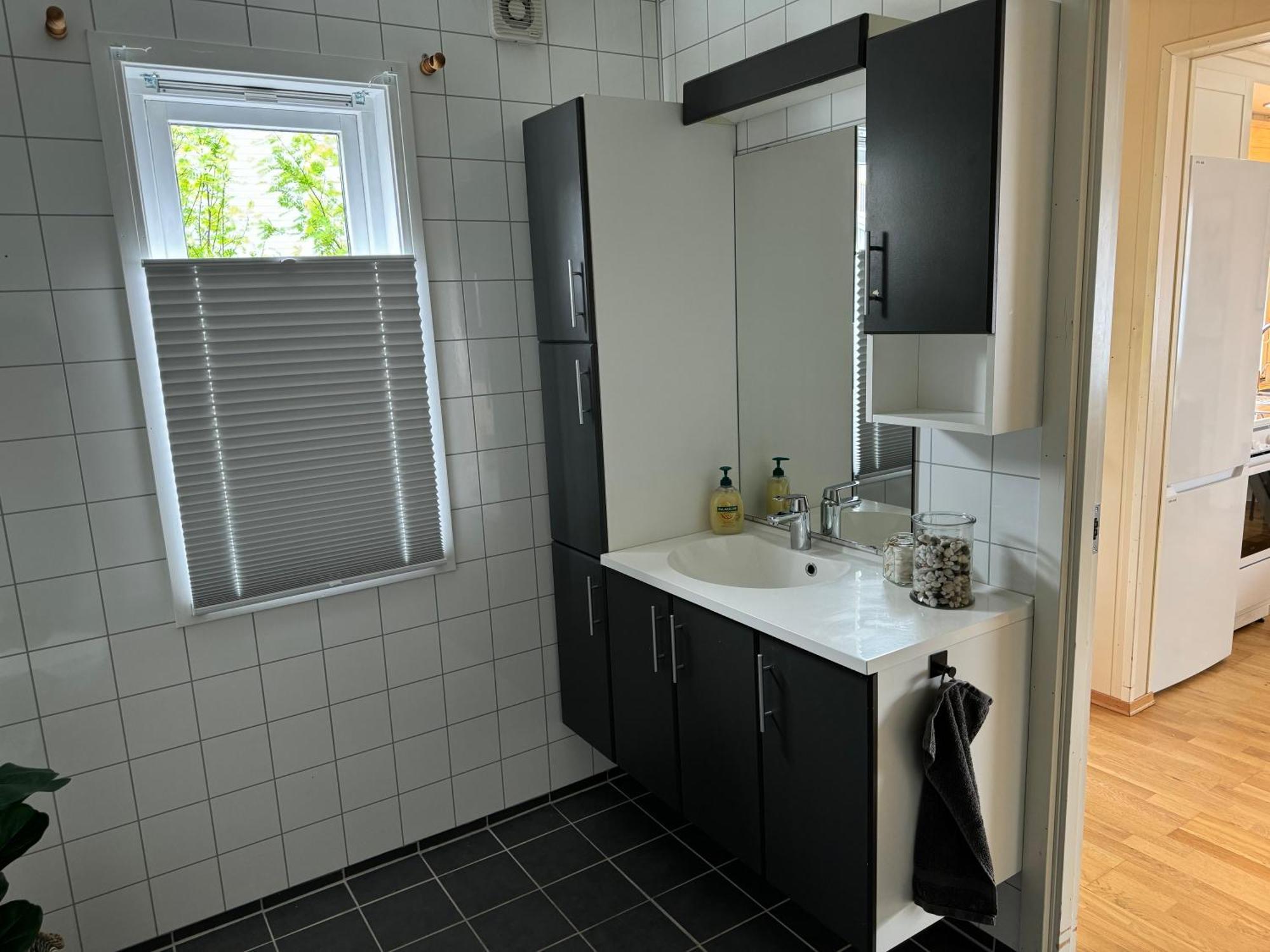 Walo Apartments Tromsdalen - Close To Cable Car And Arctic Cathedral, 10 Min By Bus To City Centre, Free Parking トロムソ エクステリア 写真