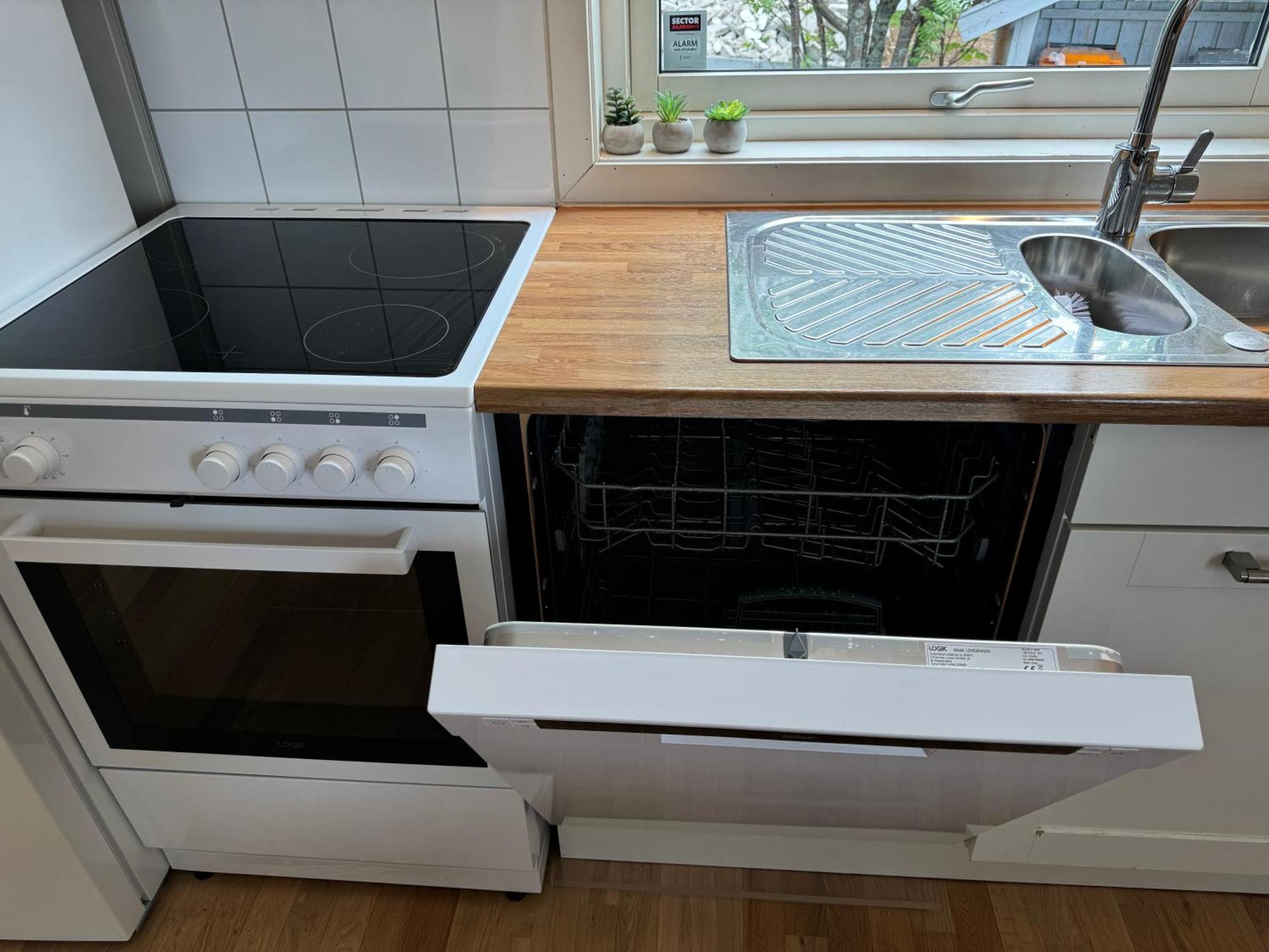 Walo Apartments Tromsdalen - Close To Cable Car And Arctic Cathedral, 10 Min By Bus To City Centre, Free Parking トロムソ エクステリア 写真