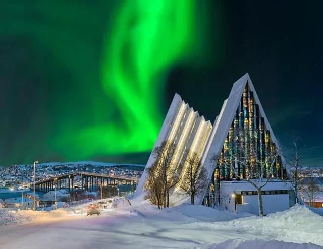 Walo Apartments Tromsdalen - Close To Cable Car And Arctic Cathedral, 10 Min By Bus To City Centre, Free Parking トロムソ エクステリア 写真